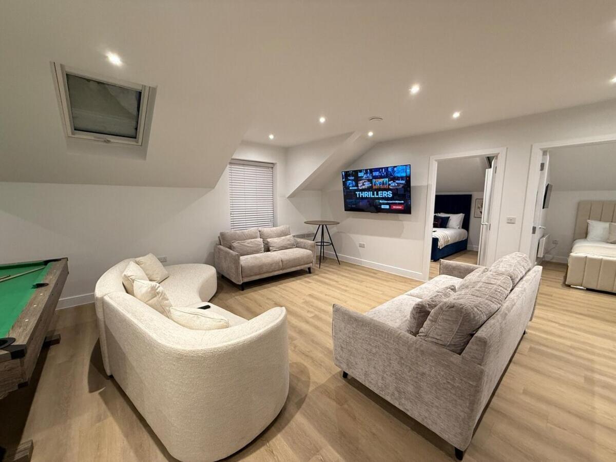 Sale Road Serviced Apartments Near Airport & Trafford Centre ウィゼンショー 部屋 写真